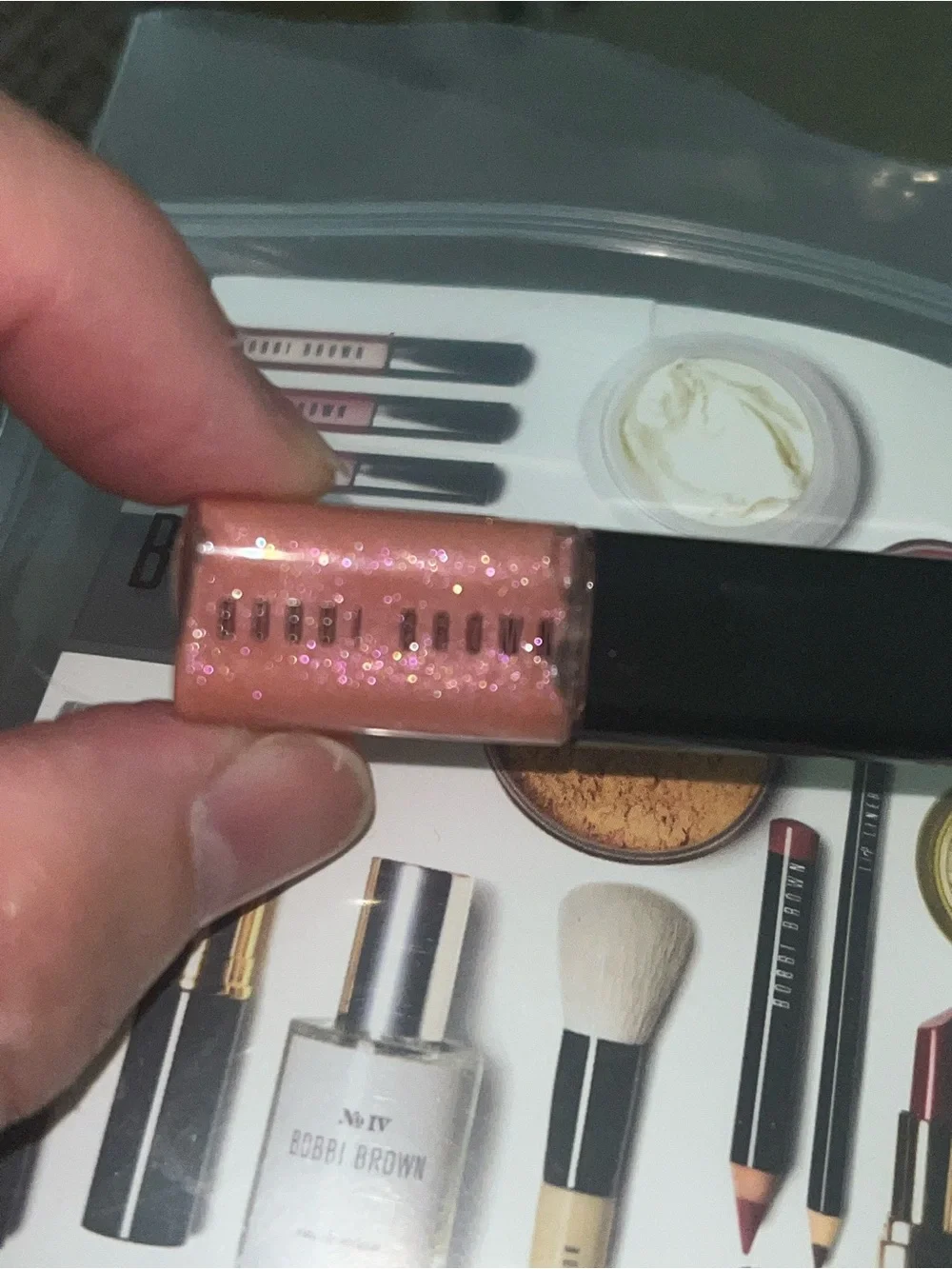 New Bobbi Brown Sample Lipgloss in Bellini